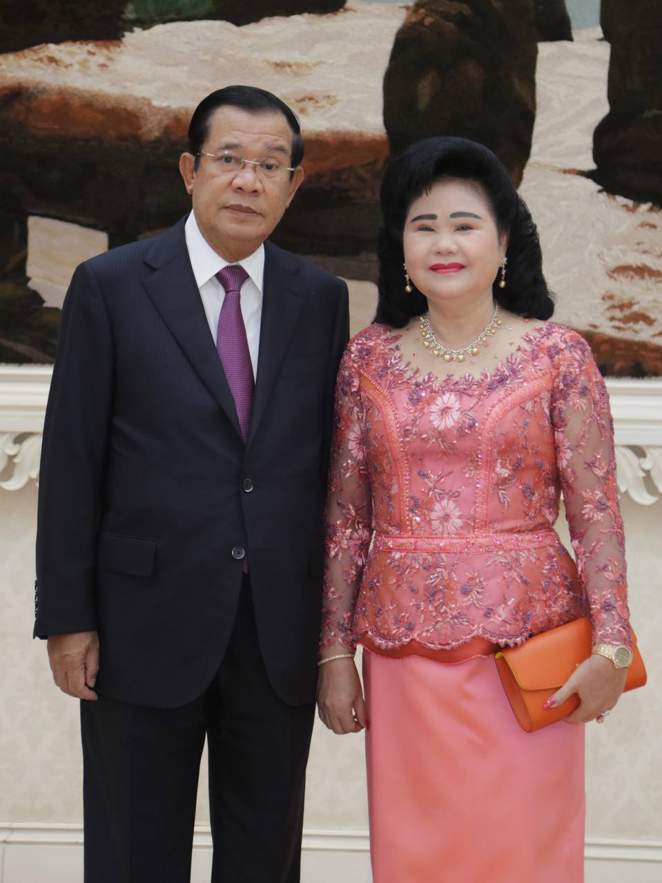 សម្តេចតេជោ ហ៊ុន សែន អរគុណ និងវាយតម្លៃខ្ពស់ចំពោះប្រជាជាតិរួមគ្នាជាធ្លុងមួយចូលរួមចំណែកការពារទឹកដី