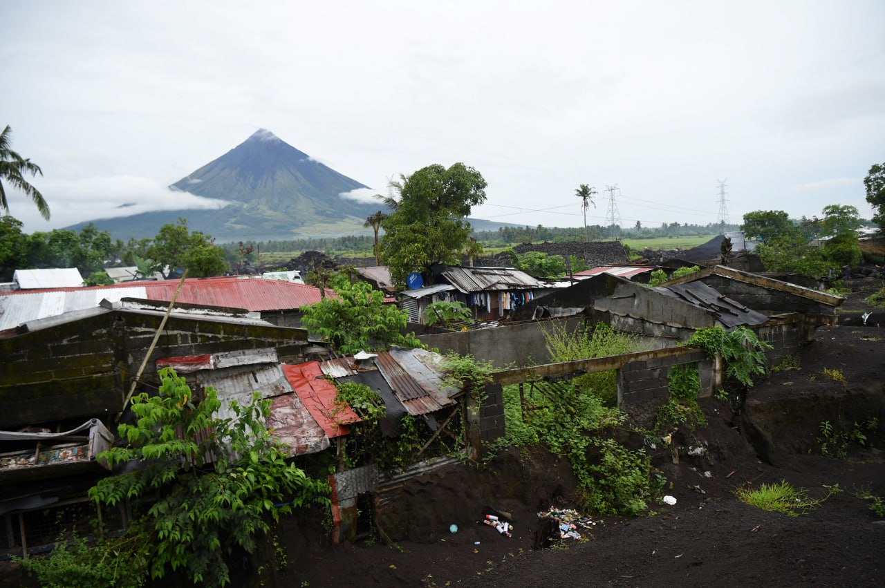 ភ្នំភ្លើង Mayon បង្ខំឱ្យហ្វីលីពីនបង្កើនកម្រិតប្រកាសអាសន្នបន្ទាន់