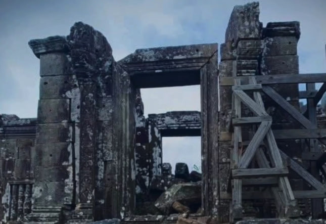 Invading Thai troops destroyed the Preah Vihear Temple, a World Heritage Site.
