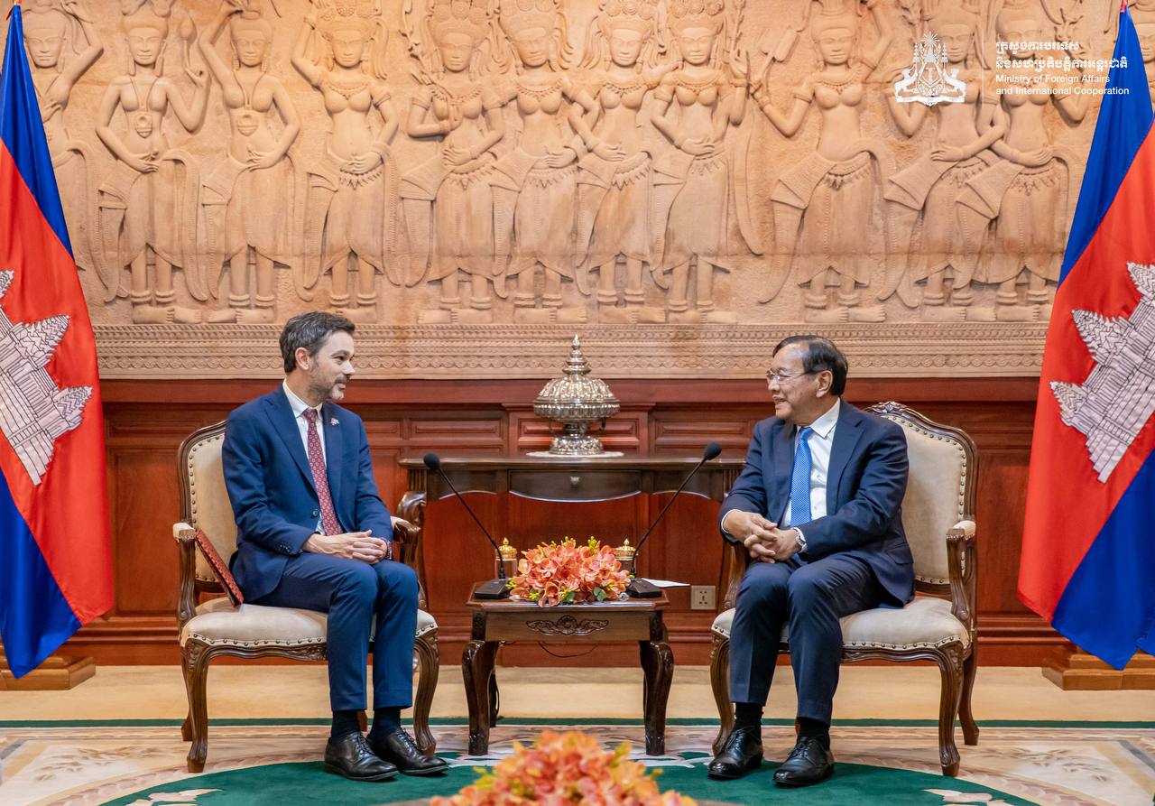 កម្ពុជា គាំទ្រចំពោះការរួមចំណែករបស់អង្គការយូណេស្កូ ក្នុងការអភិវឌ្ឍលើវិស័យអប់រំ វប្បធម៌ និងការអភិរក្សសម្បត្តិបេតិកភណ្ឌ