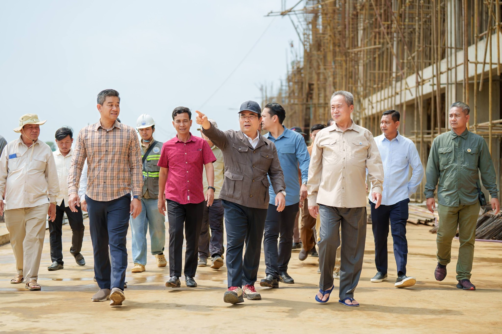 គម្រោងអភិវឌ្ឍន៍សំណង់ស្ទាក់ទឹកកំពង់គោក្នុងខេត្តកំពង់ធំសម្រេចបានប្រមាណ ៨០%