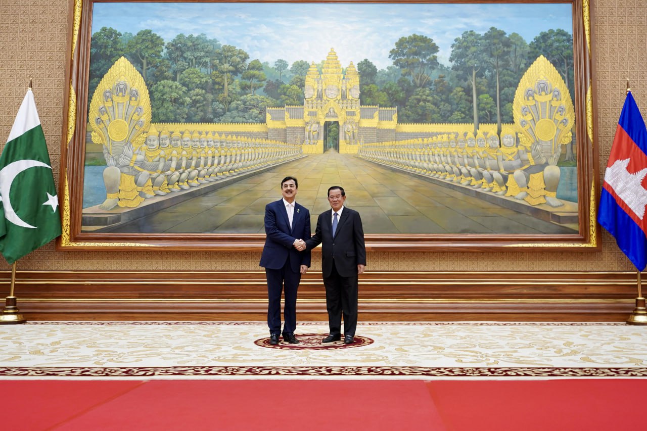 ប្រធានព្រឹទ្ធសភាអ៊ីស្លាមប៉ាគីស្ថានចាប់ផ្តើមបំពេញទស្សនកិច្ចនៅកម្ពុជា