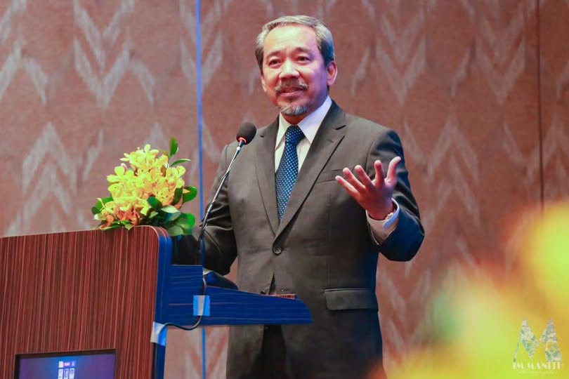 ឯកឧត្តម កែវ រ៉េមី ឆ្លើយតបចំពោះការ​ចោទប្រកាន់ថា រាជរដ្ឋាភិបាលទទួលស្គាល់ការបាត់បង់ទឹកដីតាមរយៈធ្វើផ្ទះឱ្យជនភៀសសឹក