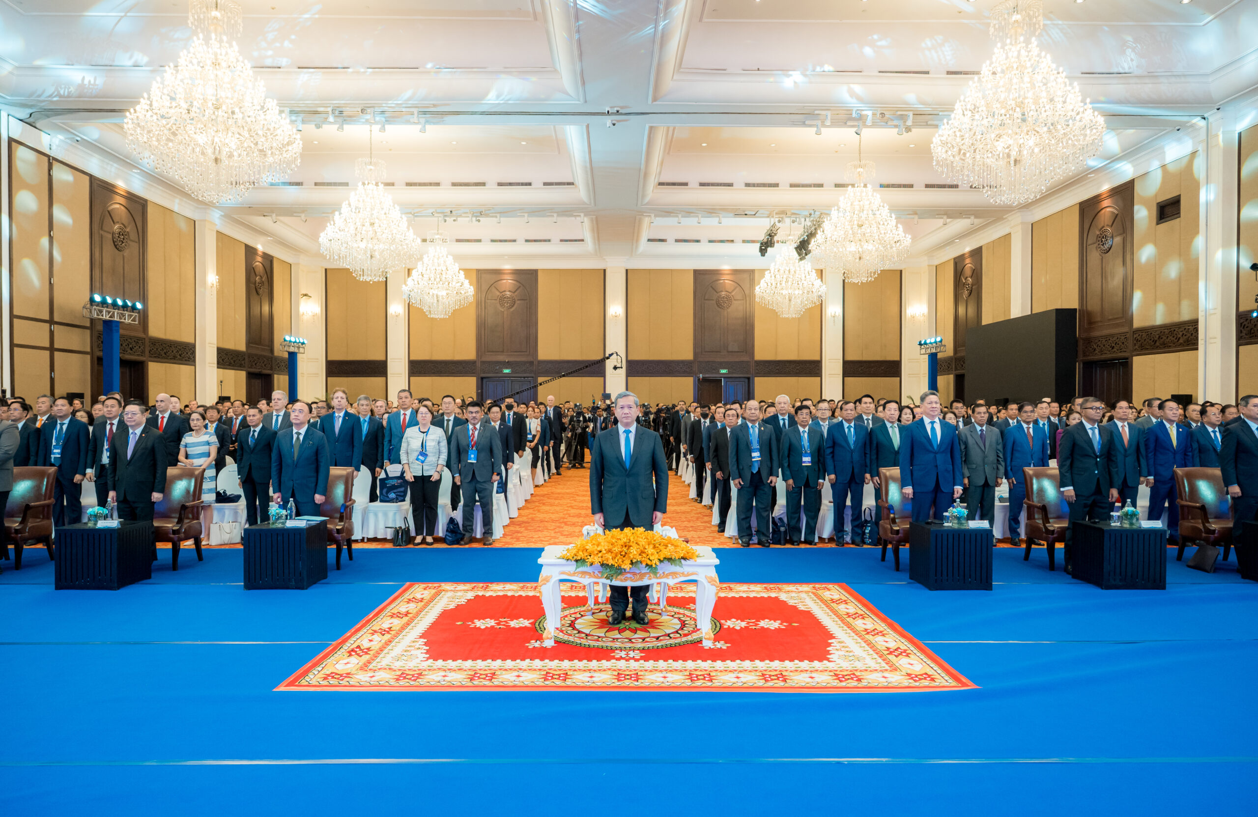 កម្ពុជា ផ្ដល់ជូននូវភាពជាម្ចាស់កម្មសិទ្ធិ ១០០% ដល់វិនិយោគិនបរទេស