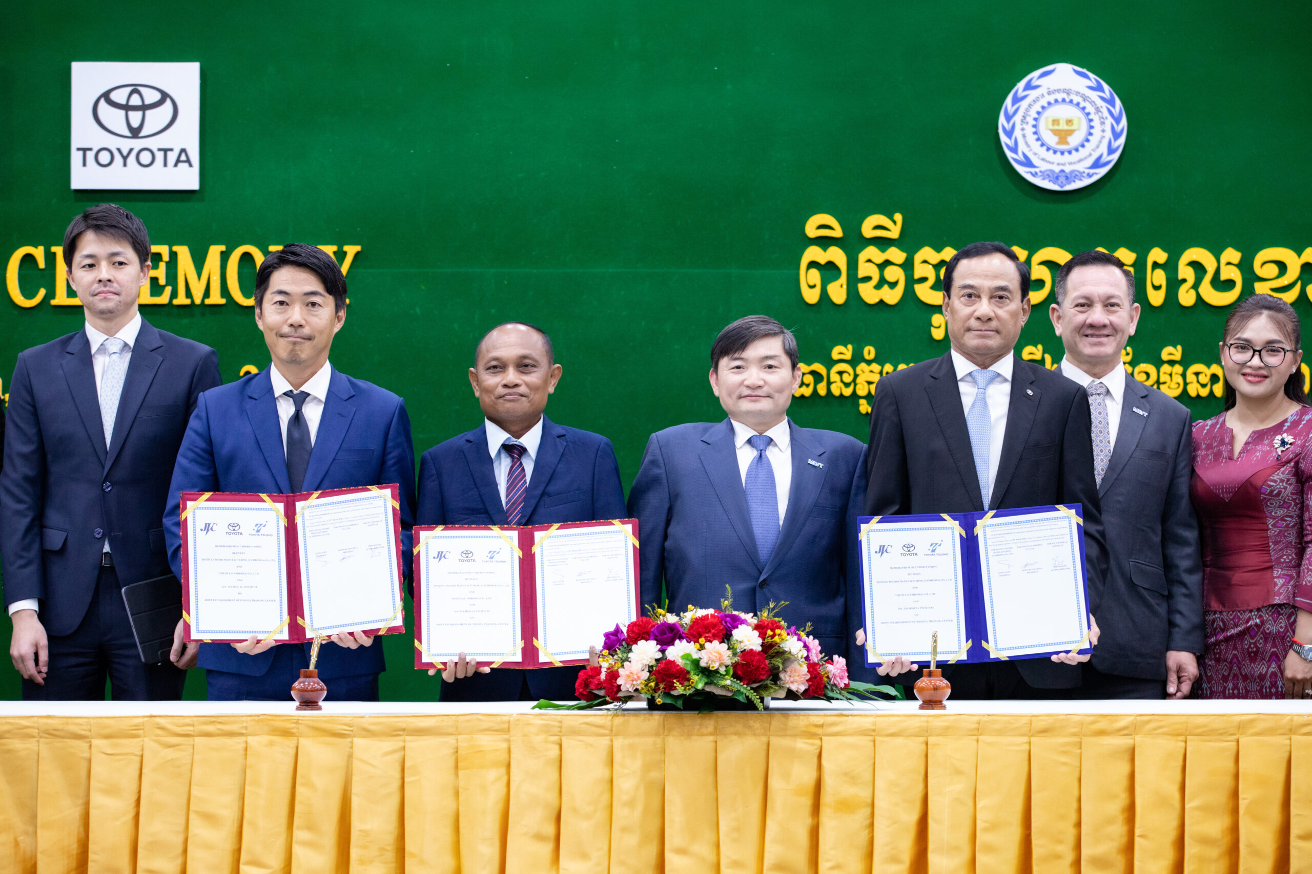 វិស័យឯកជន និងវិទ្យាស្ថាន JVC រួមគ្នាជំរុញការអភិវឌ្ឍជំនាញមេកានិចយានយន្ត