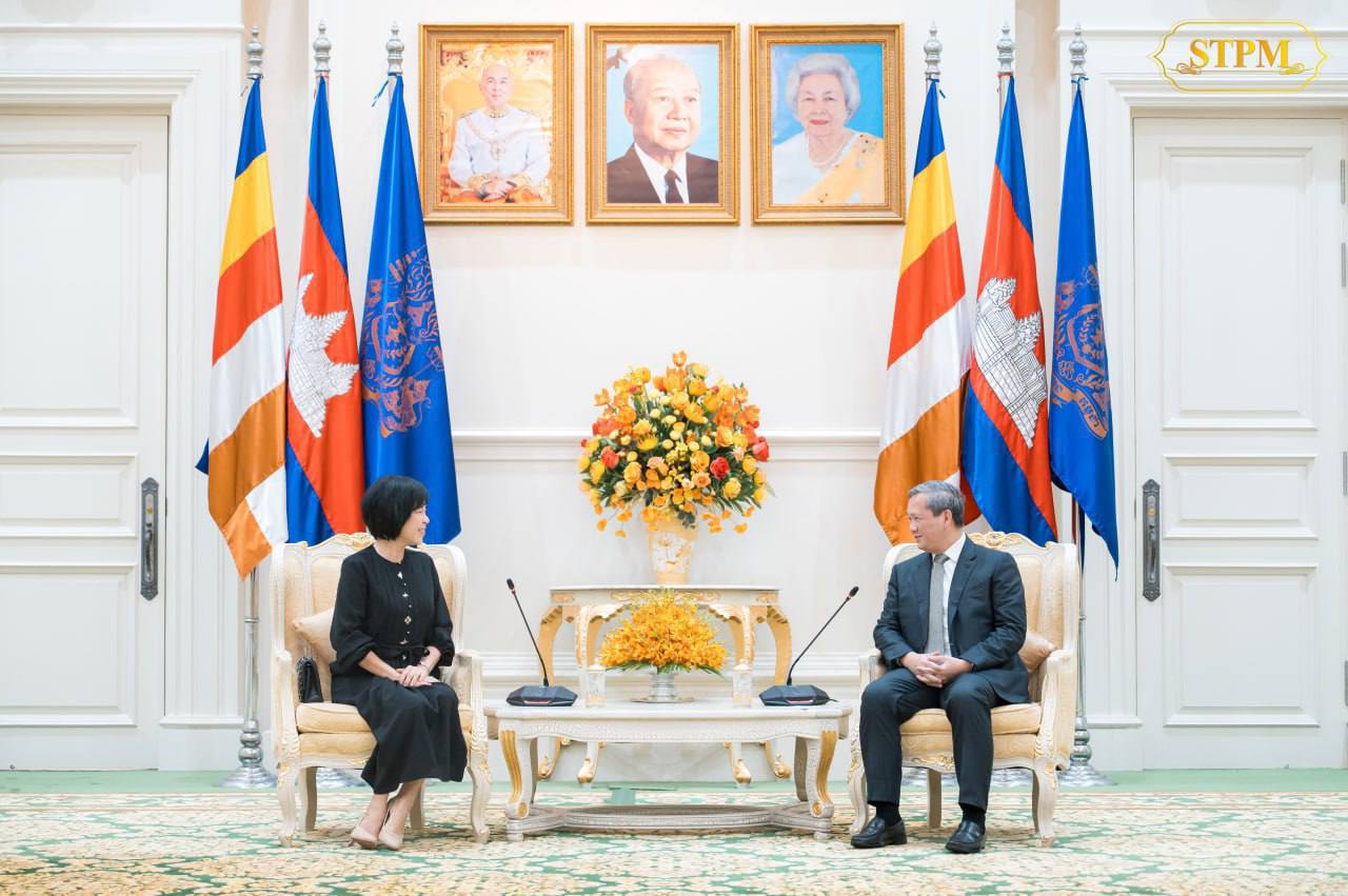 អគ្គរដ្ឋទូតសិង្ហបុរីចប់អាណត្តិនៅកម្ពុជា ជឿជាក់យ៉ាងមុតមាំថា ទំនាក់ទំនងនិងកិច្ចសហប្រតិបត្តិការកម្ពុជា-សិង្ហបុរី នឹងកាន់តែរីកចម្រើនរឹងមាំបន្ថែមទៀត