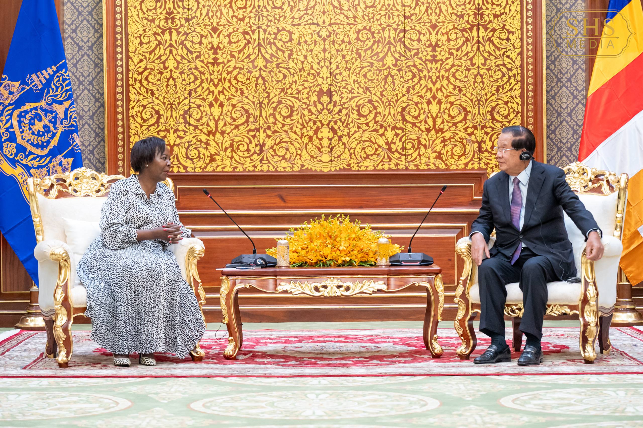 សម្តេចតេជោធានាសុវត្ថិភាពជូនមេដឹកនាំពិភពលោក ក្នុងឱកាសប្រជុំកំពូលហ្វ្រង់កូហ្វូនីនៅកម្ពុជា