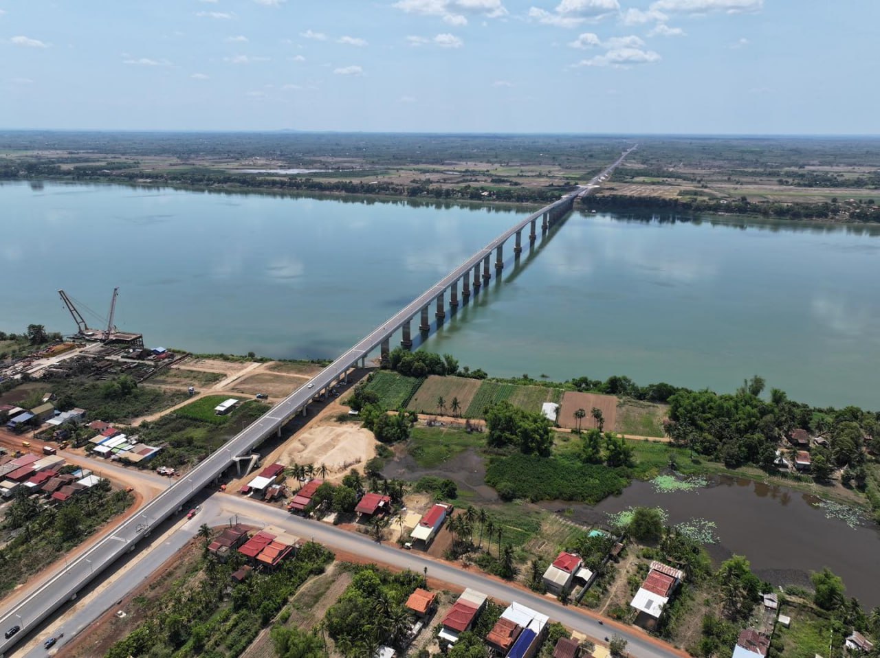 ស្ពានមេគង្គក្រចេះ សម្រេចបានជិត ១០០% គ្រោងដាក់ឱ្យដំណើរការមុនចូលឆ្នាំខ្មែរ