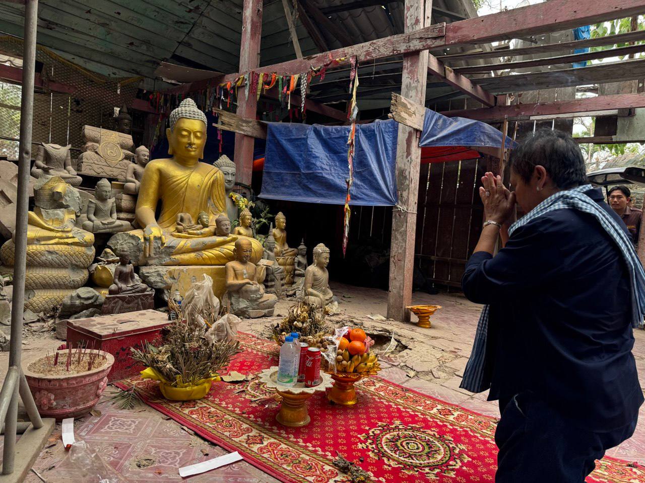 រដ្ឋមន្រ្តីក្រសួងវប្បធម៌ ក្តុកក្តួល និងតក់ស្លុតយ៉ាងខ្លាំងចំពោះការខូចខាតប្រាសាទព្រះវិហារ