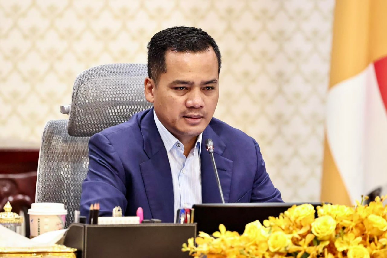 ក្រសួងមហាផ្ទៃអនុញ្ញាតឲ្យមន្ត្រីធ្វើការពីផ្ទះ ដើម្បីសន្សំប្រេង និងអគ្គិសនី