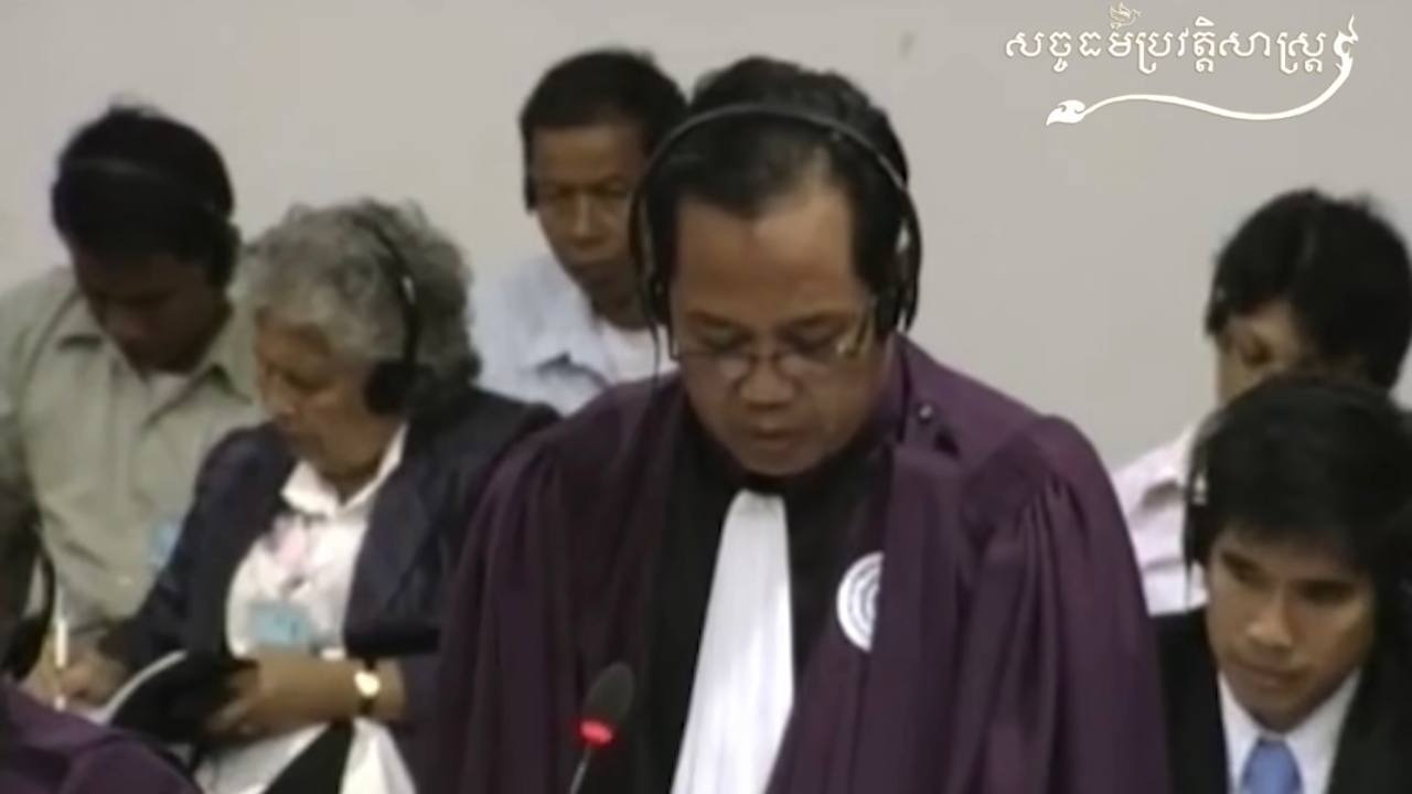 វីដេអូ៖ "ក្មេង១៦០នាក់" ត្រូវខ្មែរក្រហមបញ្ជូនទៅសម្លាប់នៅជើងឯក