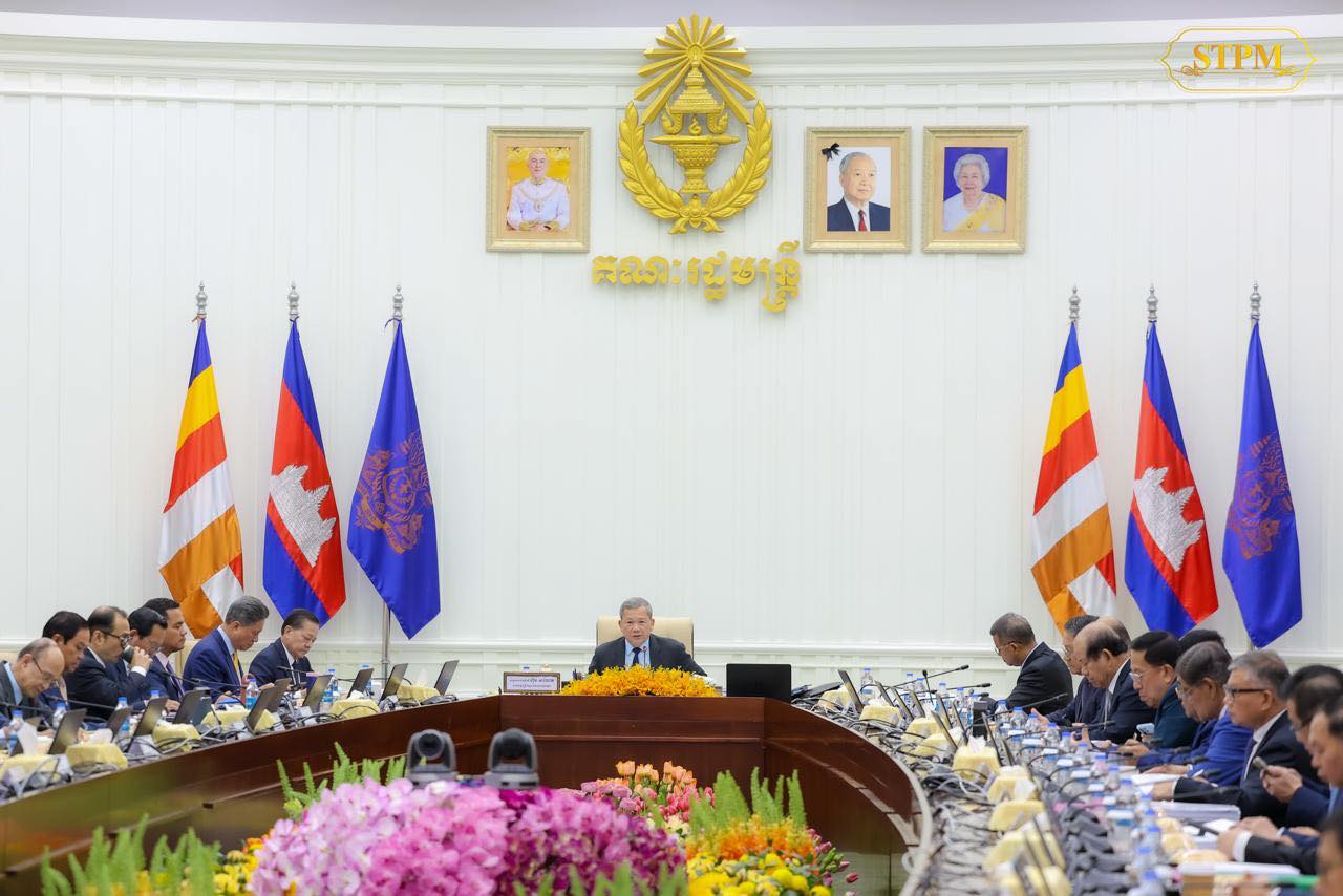 កិច្ចប្រជុំពេញអង្គគណៈរដ្ឋមន្ត្រីអនុម័តសេចក្តីព្រាងច្បាប់ស្តីពីកាតព្វកិច្ចយោធា