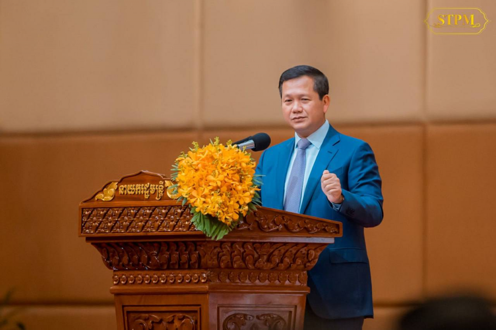 សម្តេចធិបតី ហ៊ុន ម៉ាណែត បញ្ជាឱ្យស្រាវជ្រាវរកឱ្យឃើញមុខសញ្ញាពាក់ព័ន្ធទាំងអស់លួចនាំប្រេងខុសច្បាប់ពីថៃចូលមកលក់នៅកម្ពុជា