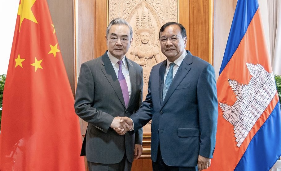 ប្រមុខការទូតកម្ពុជា-ចិន ឯកភាពដំឡើងកិច្ចសន្ទនា ២+២ ទៅជា ៣+៣ ដើម្បីឆ្លើយតបនឹងការកើនឡើងនៃកិច្ចសហប្រតិបត្តិការទ្វេភាគី និងការវិវត្តនៃសភាពការណ៍តំបន់និងអន្តរជាតិ