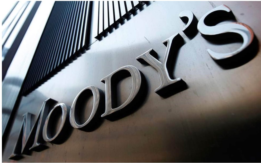Moody's ផ្លាស់ប្ដូរការគិតចំពោះឥណទានជាតិកម្ពុជាពីអវិជ្ជមានទៅ​ស្ថិរភាព ក្រោយអាមេរិកលើកលែងពន្ធ