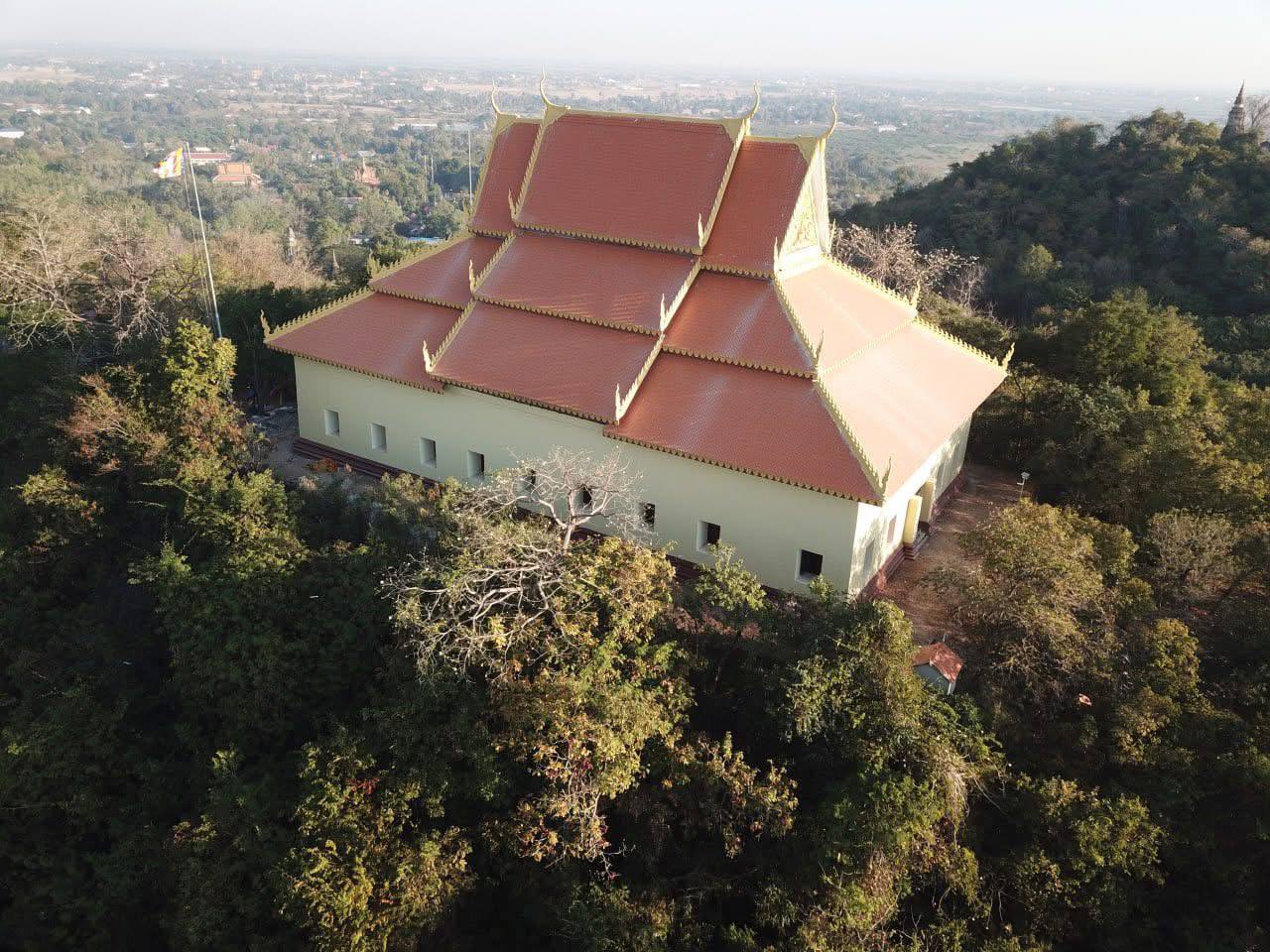 ព្រះវិហារ និងរូបព្រះពុទ្ធប្រតិមា អដ្ឋរស្ស នៅឧដុង្គនឹងបើកទ្វារបណ្តោះអាសន្នក្នុងពិធីបុណ្យចូលឆ្នាំថ្មី