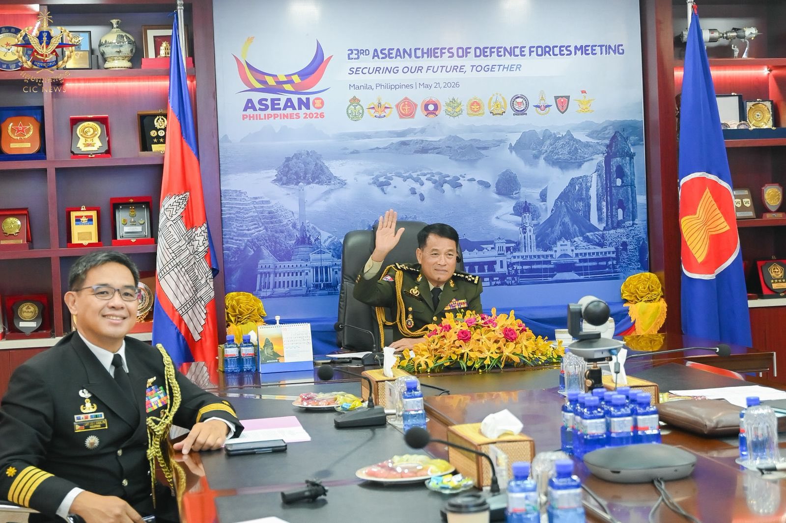 មេទ័ពអាស៊ានប្រជុំគ្នាដោះស្រាយបញ្ហាតំបន់ ពិសេសជម្លោះព្រំដែនកម្ពុជា-ថៃ