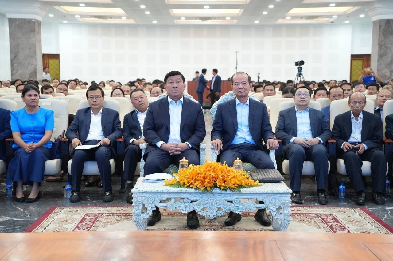 ក្រសួងចំនួន២ រួមគ្នារៀបចំសិក្ខាសិលាធ្វើទំនើបកម្មឌីជីថលដើម្បីផ្តល់ភាពងាយស្រួលជូនប្រជាពលរដ្ឋ