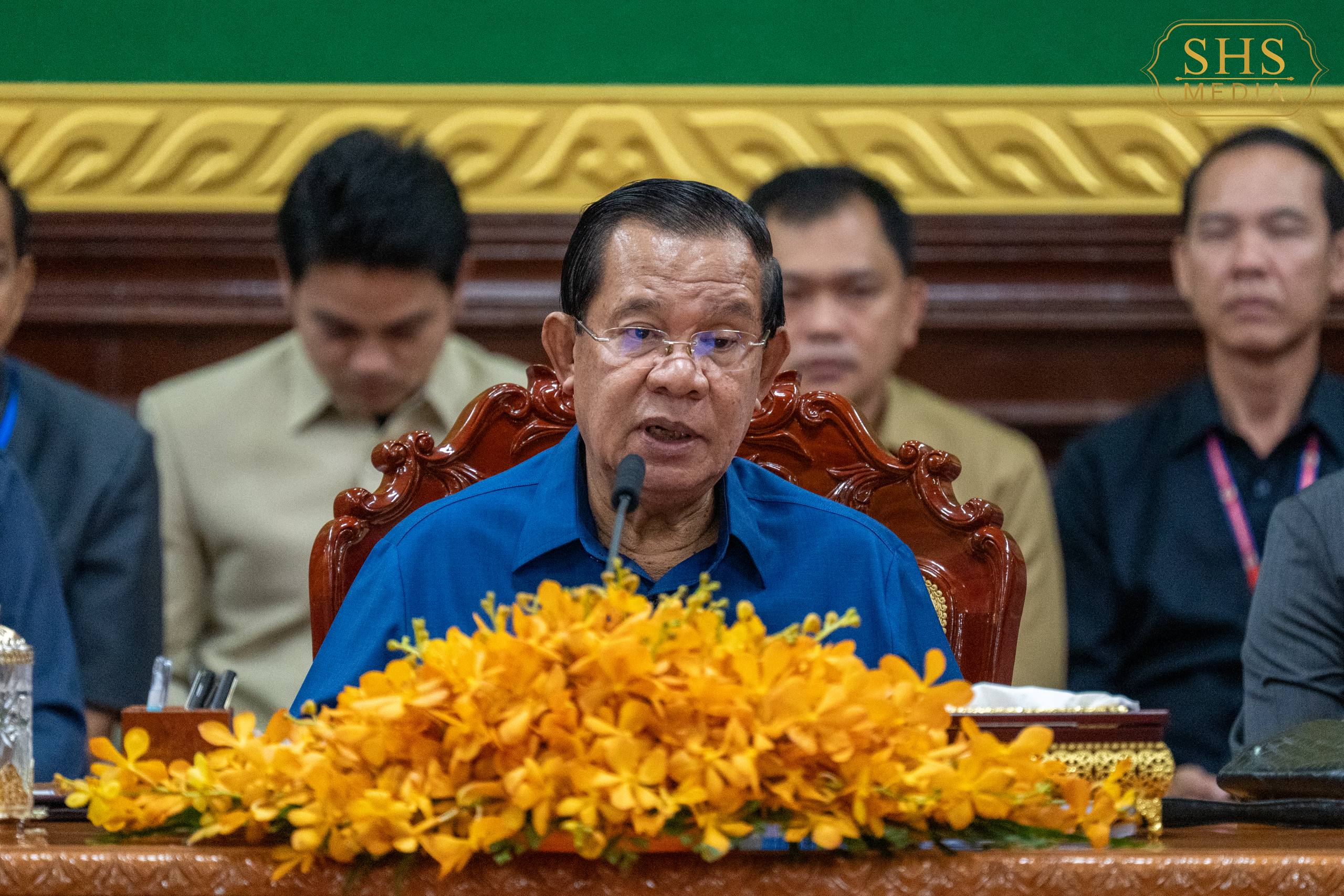 សម្តេចតេជោ ហ៊ុន សែន ធានាថា ច្បាប់កាតព្វកិច្ចយោធោនឹងត្រូវអនុវត្តដោយស្មើភាព