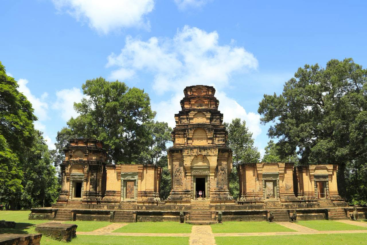 ប្រាសាទក្រវ៉ាន់បង្កប់បច្ចេកទេសឆ្លាក់ឥដ្ឋដ៏កម្រគ្មានពីរក្នុងប្រវត្តិសាស្ត្រសិល្បៈអាស៊ីអាគ្នេយ៍
