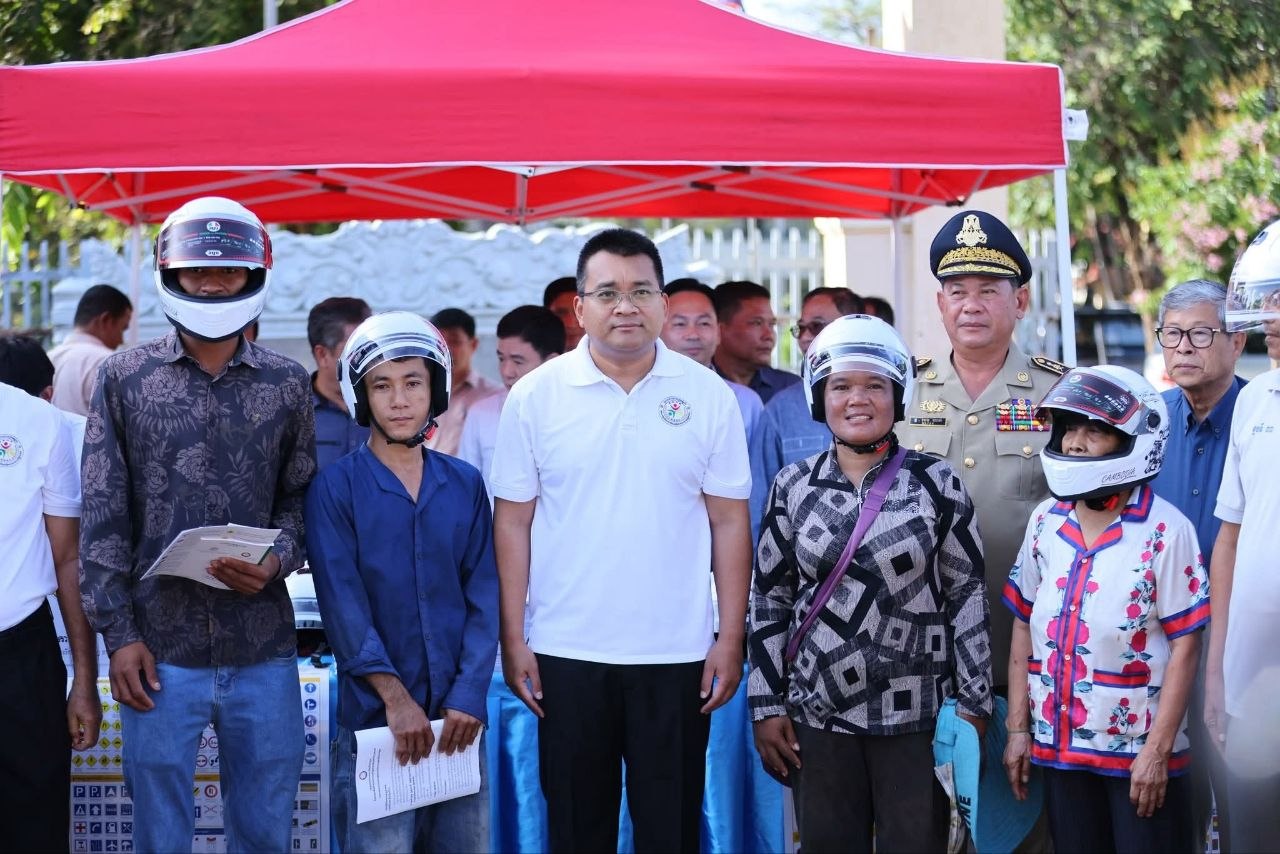 ក្រសួងសារធារណការគ្រោងបំពាក់ប្រព័ន្ធតាមដានរថយន្តដឹកអ្នកដំណើរ និងរថយន្តដឹកទំនិញ