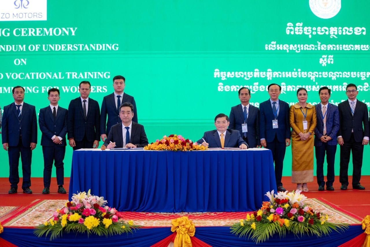 ក្រសួងការងារសហការជាមួយក្រុមហ៊ុនជប៉ុន ដើម្បីបណ្តុះបណ្តាលជំនាញរថយន្តអគ្គិសនី និងលើកកម្ពស់សុវត្ថិភាពកម្មករ