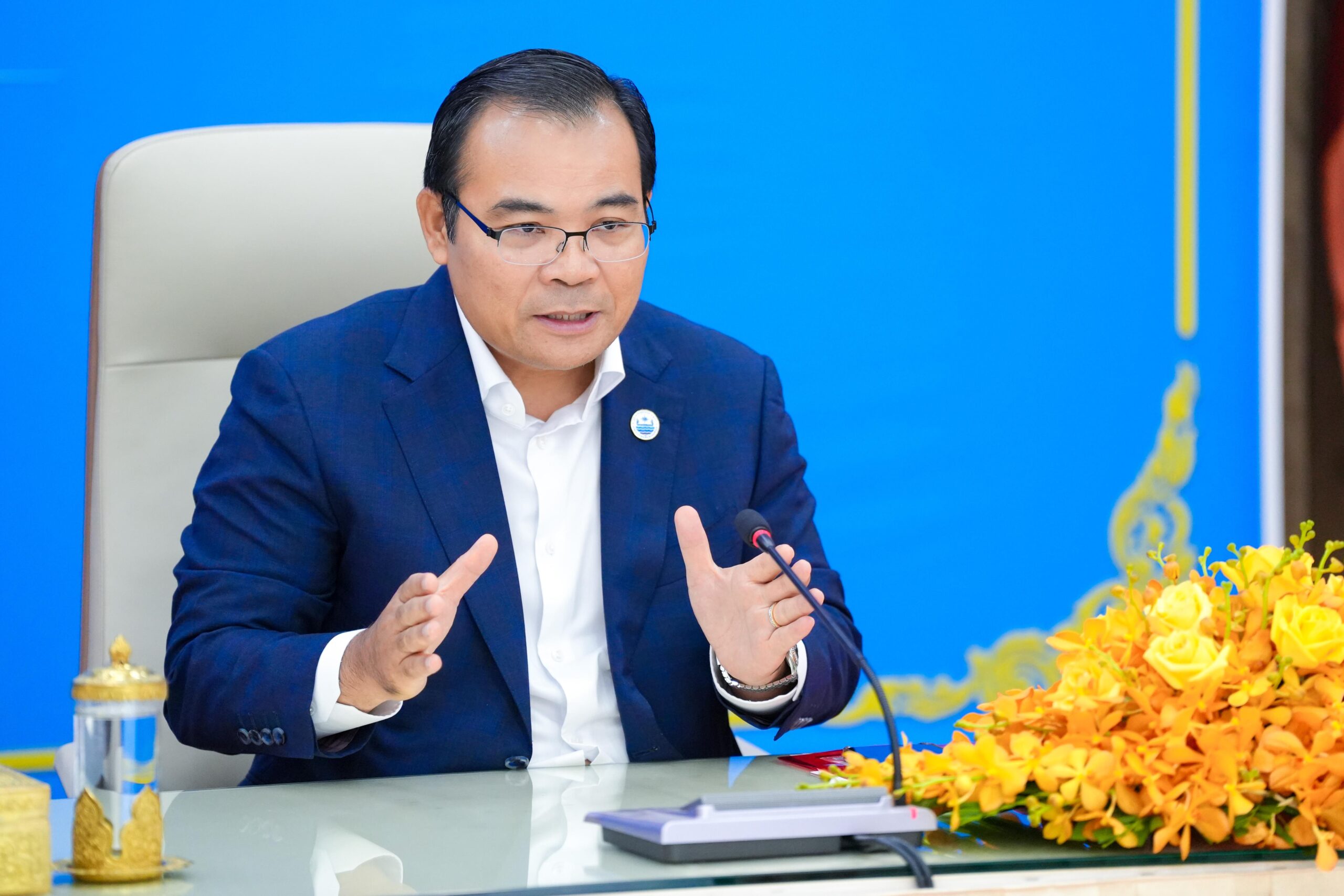 ក្រុមកសិករបារម្ភពីឥទ្ធិពលអែលនីណូលើកសិកម្ម ខណៈក្រសួងធនធានទឹកត្រៀមម៉ាស៊ីនបូមទឹកជាង៥០០គ្រឿង ទុកជួយសង្គ្រោះ