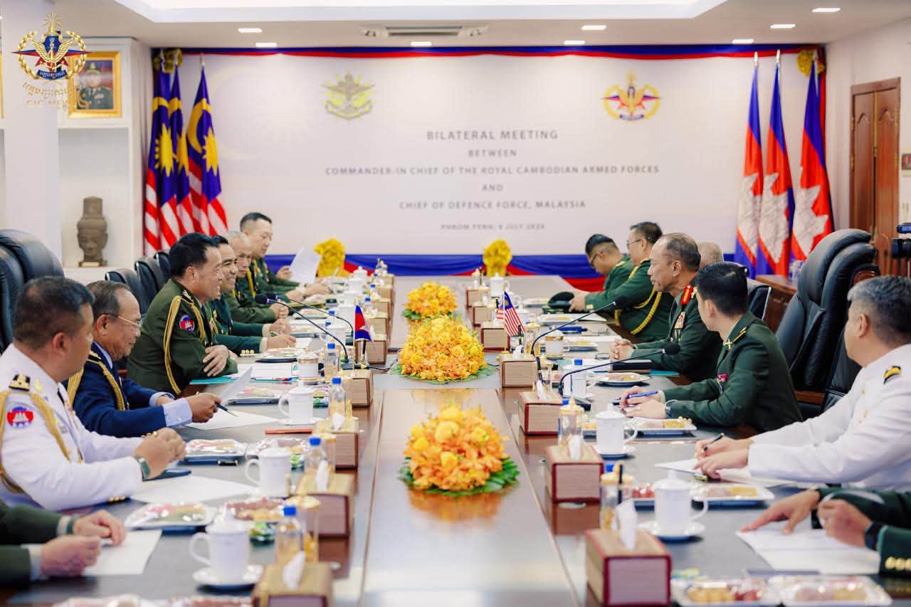 មេទ័ពម៉ាឡេស៊ីសរសើរភាពអត់ធ្មត់ខ្ពស់របស់កងទ័ពកម្ពុជា​ ទោះស្ថានភាពព្រំដែនរសើប
