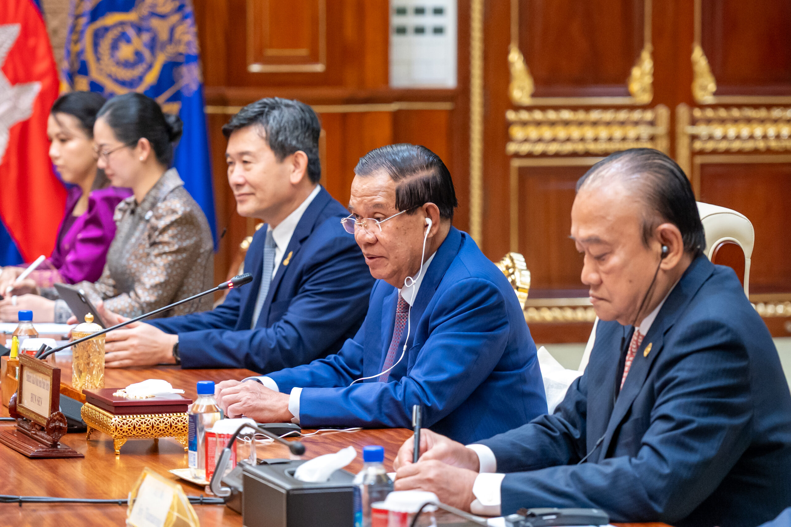 សម្ដេចតេជោ ហ៊ុន សែន រំពឹងថា អ្នកវិនិយោគអាមេរិកនឹងមកវិនិយោគនៅកម្ពុជាកាន់តែច្រើន ខណៈពាណិជ្ជកម្មទ្វេភាគីកើន​ឡើងខ្លាំង