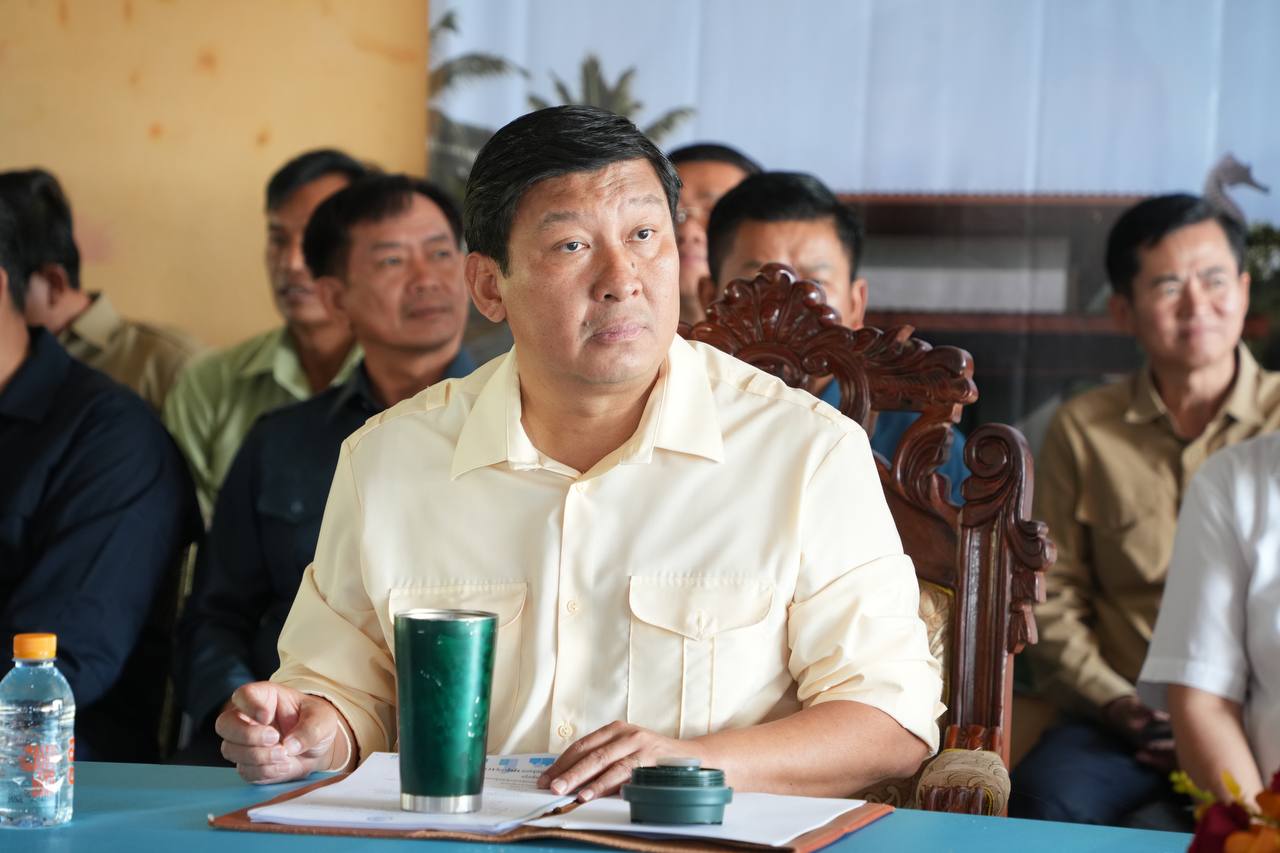 ផ្ទះថ្មី ២៧ខ្នងត្រូវបានប្រគល់ជូនអតីតយុទ្ធជន និងនិវត្តជន នៅស្រុកជុំគីរី ខេត្តកំពត