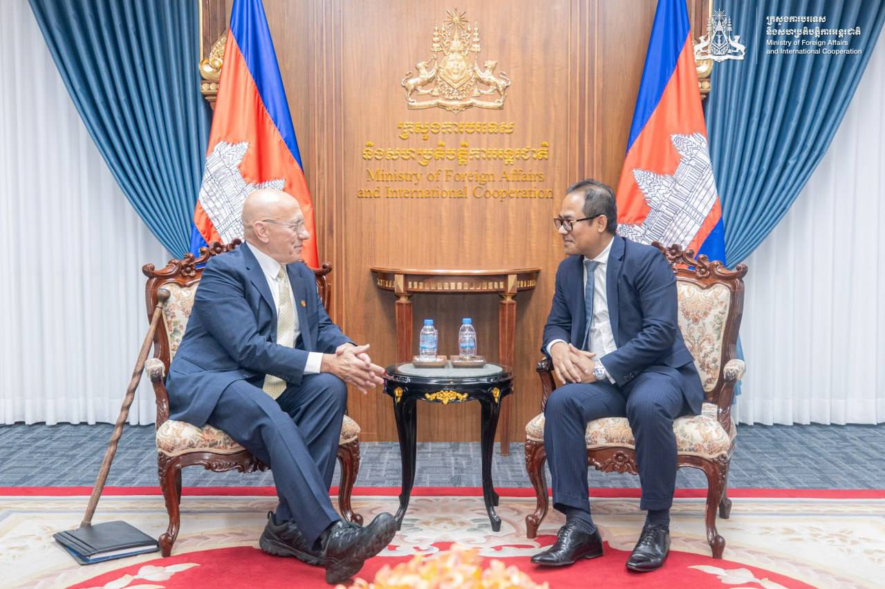 ក្រសួងការបរទេសកម្ពុជាជម្រាបជូនអ្នករាយការណ៍ពិសេសអំពីស្ថានភាពនៅតាមបណ្តោយព្រំដែនកម្ពុជា-ថៃ រួមទាំងបញ្ហាប្រឈមផ្នែកមនុស្សធម៌