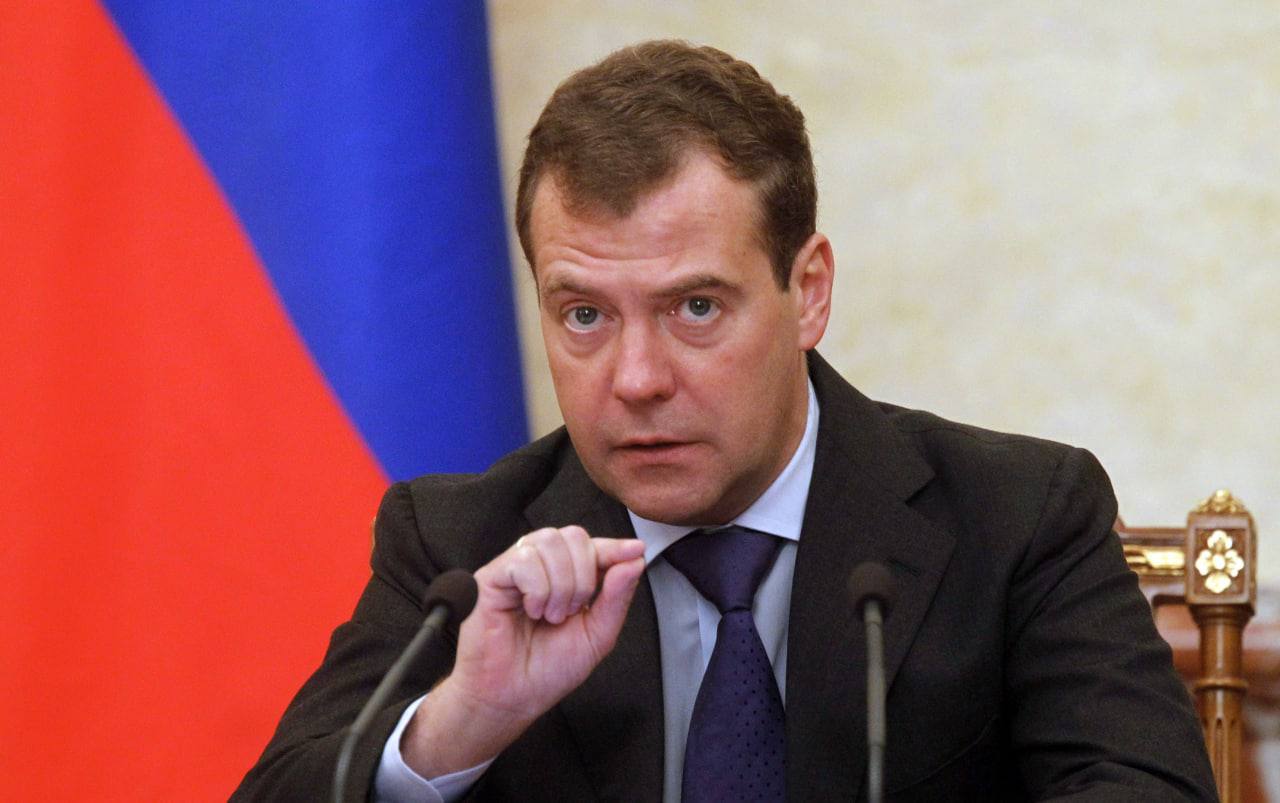 លោក Medvedev ថា លោកខាងលិច ខ្ចីដៃ អ៊ុយក្រែន ដើម្បីបំផ្លាញ រុស្សី