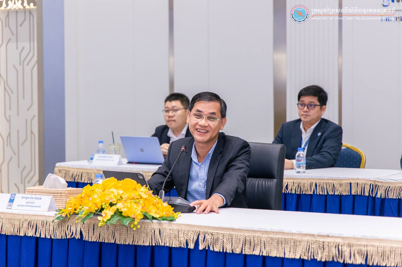 ឯកឧត្តមរដ្ឋលេខាធិការ ម៉ម អំណត់ បានអញ្ជើញសំណេះសំណាលជាមួយនិស្សិតជ័យលាភីអាហារូបករណ៍សិក្សានៅក្រៅប្រទេសចំនួន ១២០រូប