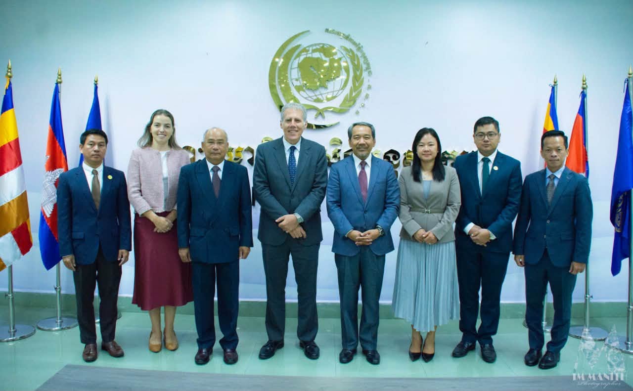 កម្ពុជាប្រាប់ទូតកាណាដាពីអំពើព្រៃផ្សៃ និងរំលោភសិទ្ធិមនុស្សរបស់យោធាថៃមកលើពលរដ្ឋខ្មែរ