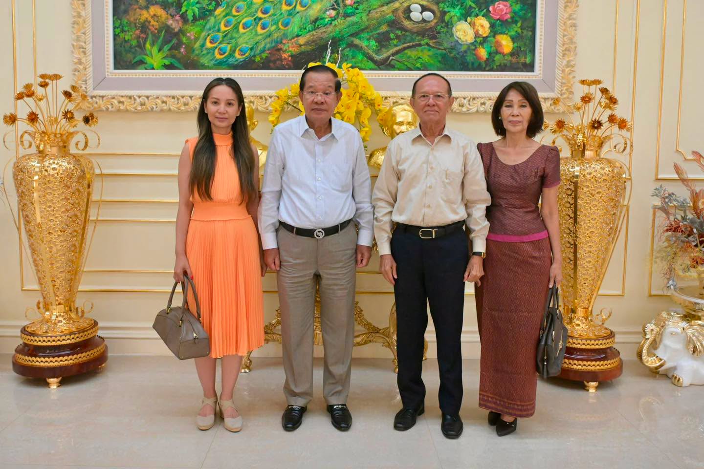 ជំនួបរវាងសម្តេចតេជោ និងគ្រួសារឯកឧត្តម កឹម សុខា បើកច្រកទៅរកការផ្សះផ្សាជាតិ