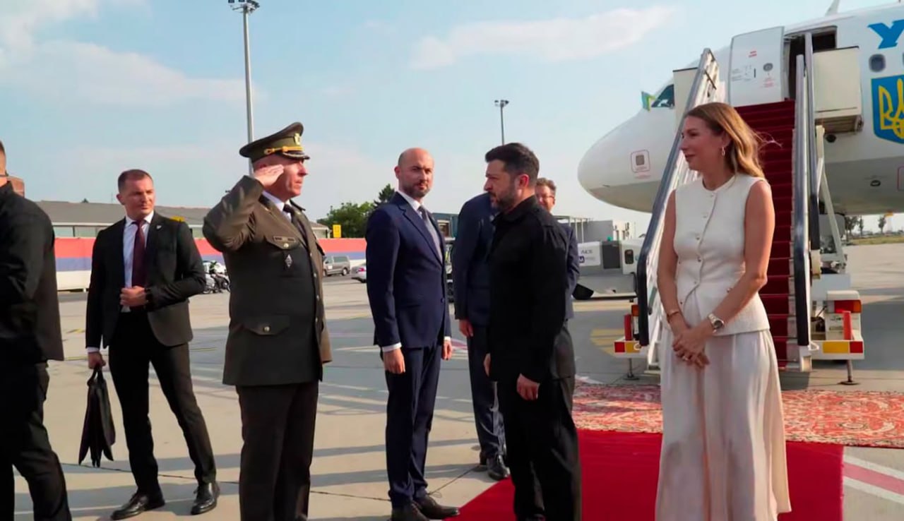 លោក Zelensky ធ្វើទស្សនកិច្ចដ៏កម្រនៅសែប៊ី ជាប្រទេសសម្ព័ន្ធមិត្តរបស់រុស្ស៊ី