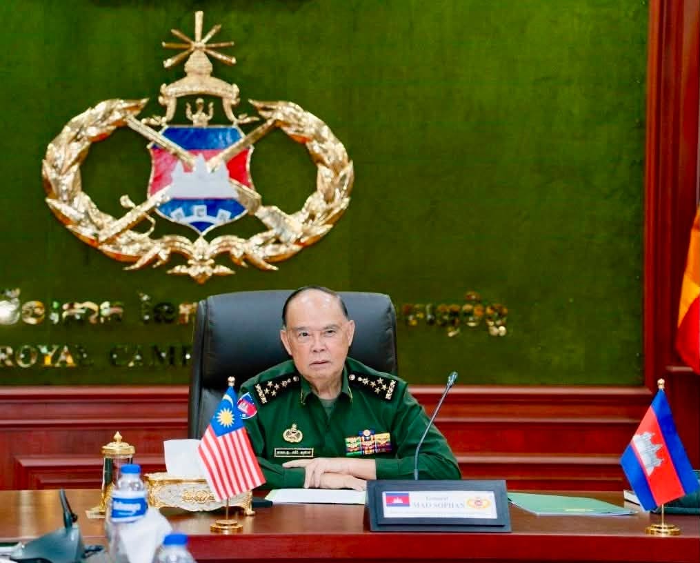 កងទ័ពជើងគោកកម្ពុជា-ម៉ាឡេស៊ីប្ដេជ្ញាបន្តពង្រឹងកិច្ចសហប្រតិបត្តិការកាន់តែស៊ីជម្រៅ