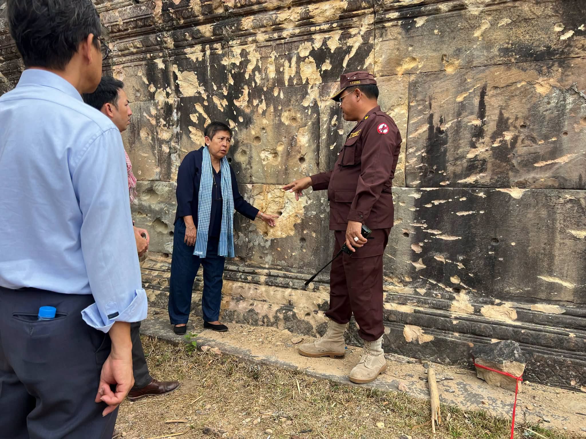 ស៊ីម៉ាក់ ៖ ៥០១គោលដៅលើតួប្រាសាទព្រះវិហារទទួលរងការទម្លាក់គ្រាប់ និងបាញ់ប្រហារពីយោធាថៃ