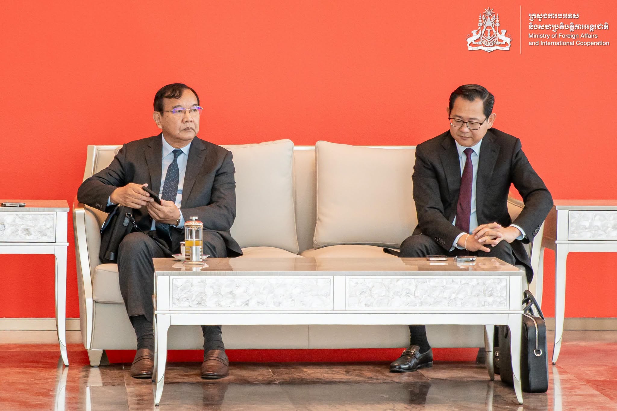 កម្ពុជា-ថៃ ចាប់ផ្តើមបើកកិច្ចប្រជុំលើកដំបូងនៃគណៈកម្មការ ផ្សះផ្សា UNCLOS នៅសិង្ហបុរី