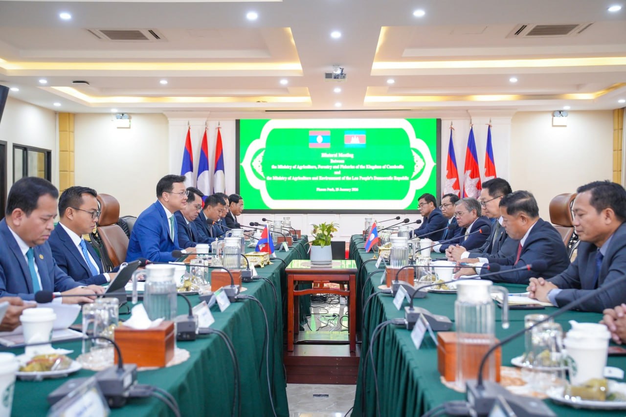 ៨ខែឆ្នាំនេះ កម្ពុជានាំចេញកសិផលឆ្លងកាត់ឡាវទៅចិនបានចំនួន ៦៧៤តោន​