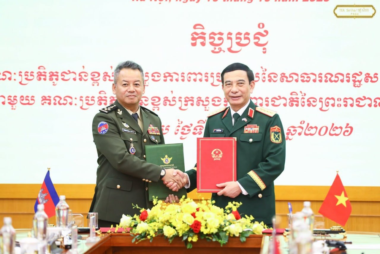 កម្ពុជាពង្រឹងកិច្ចសហប្រតិបត្តិការយោធាជាមួយវៀតណាម ស្របពេលមានជម្លោះព្រំដែនជាមួយថៃ