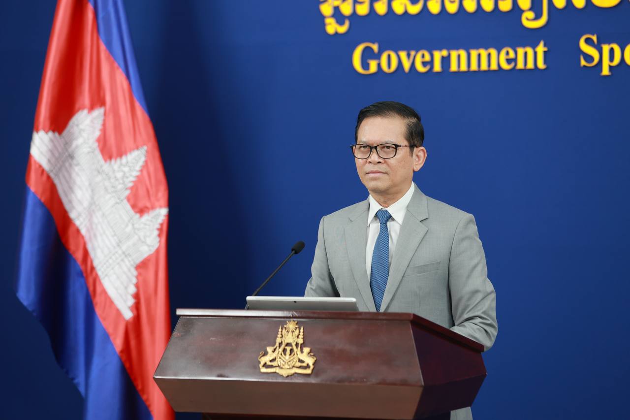 អ្នកនាំពាក្យរាជរដ្ឋាភិបាលបញ្ជាក់អំពីការបង្កើនថវិកាជាតិលើវិស័យអាទិភាព និងការធានាផ្គត់ផ្គង់ជីវភាពវីរកងទ័ពជួរមុខរបស់រាជរដ្ឋាភិបាល