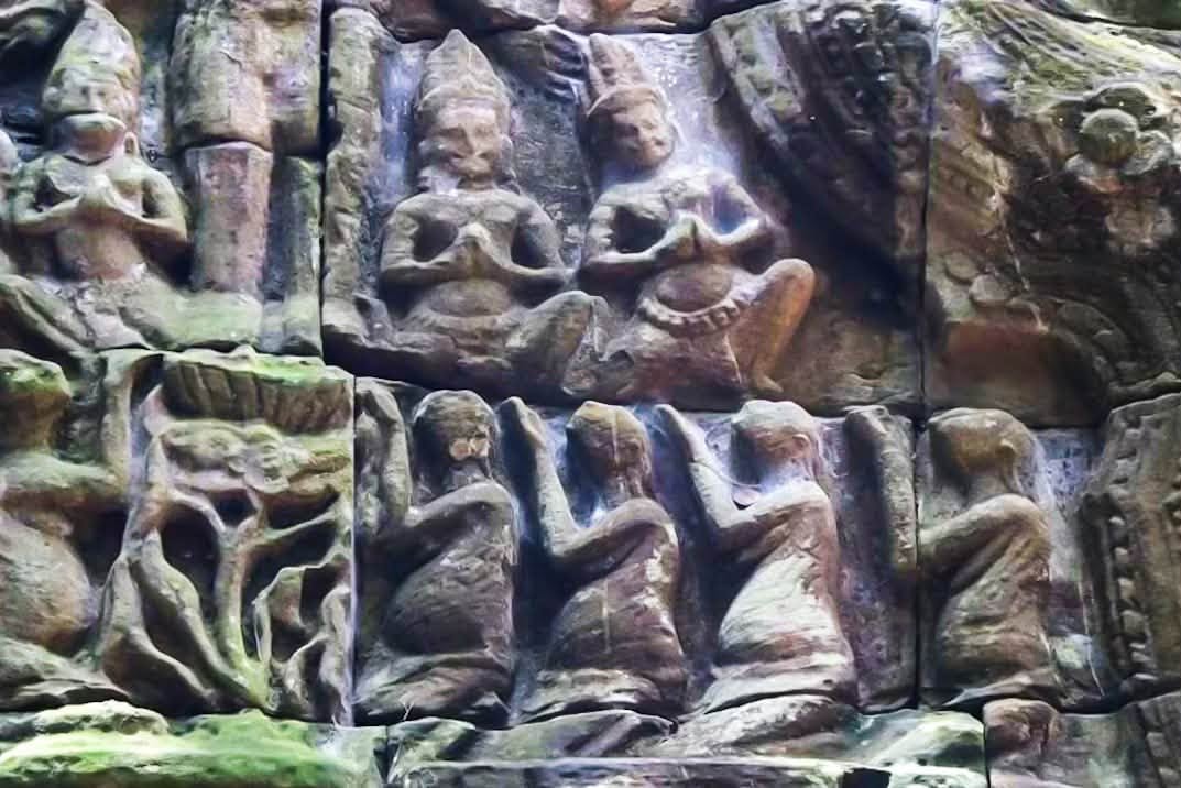 ចម្លាក់ «ប្រេត» នៅប្រាសាទតានៃ មរតកសិល្បៈដ៏កម្រទាង់ទងនឹងប្រពៃណីបោះបាយបិណ្ឌរបស់ខ្មែរតាំងពីបុរាណ