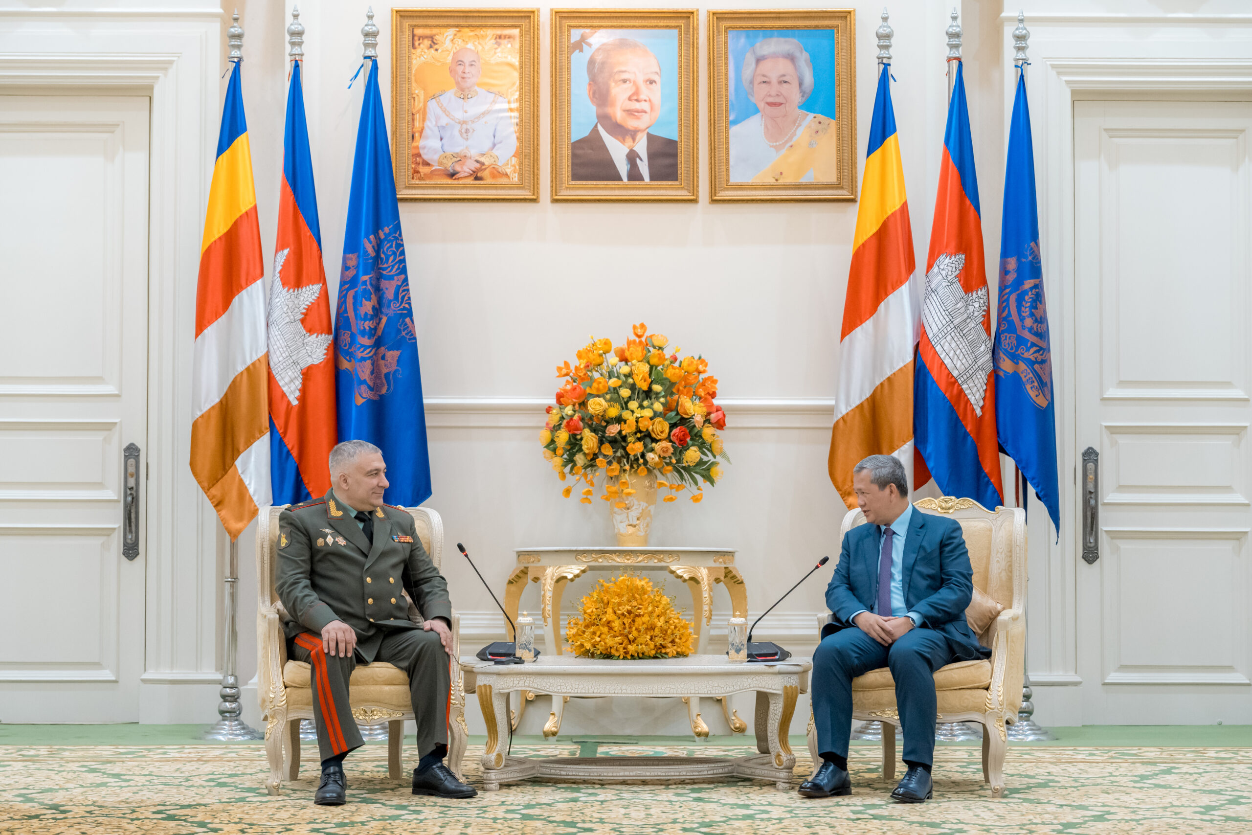 រាជរដ្ឋាភិបាលកម្ពុជា ​គាំទ្រ​ការ​បន្ត​ពង្រឹង​ និង​ពង្រីក​កិច្ច​សហប្រតិបត្តិការ​ក្នុង​វិស័យ​ការពារជាតិ​រវាង​ប្រទេស​ទាំងពីរ រុស្ស៊ី និងកម្ពុជា