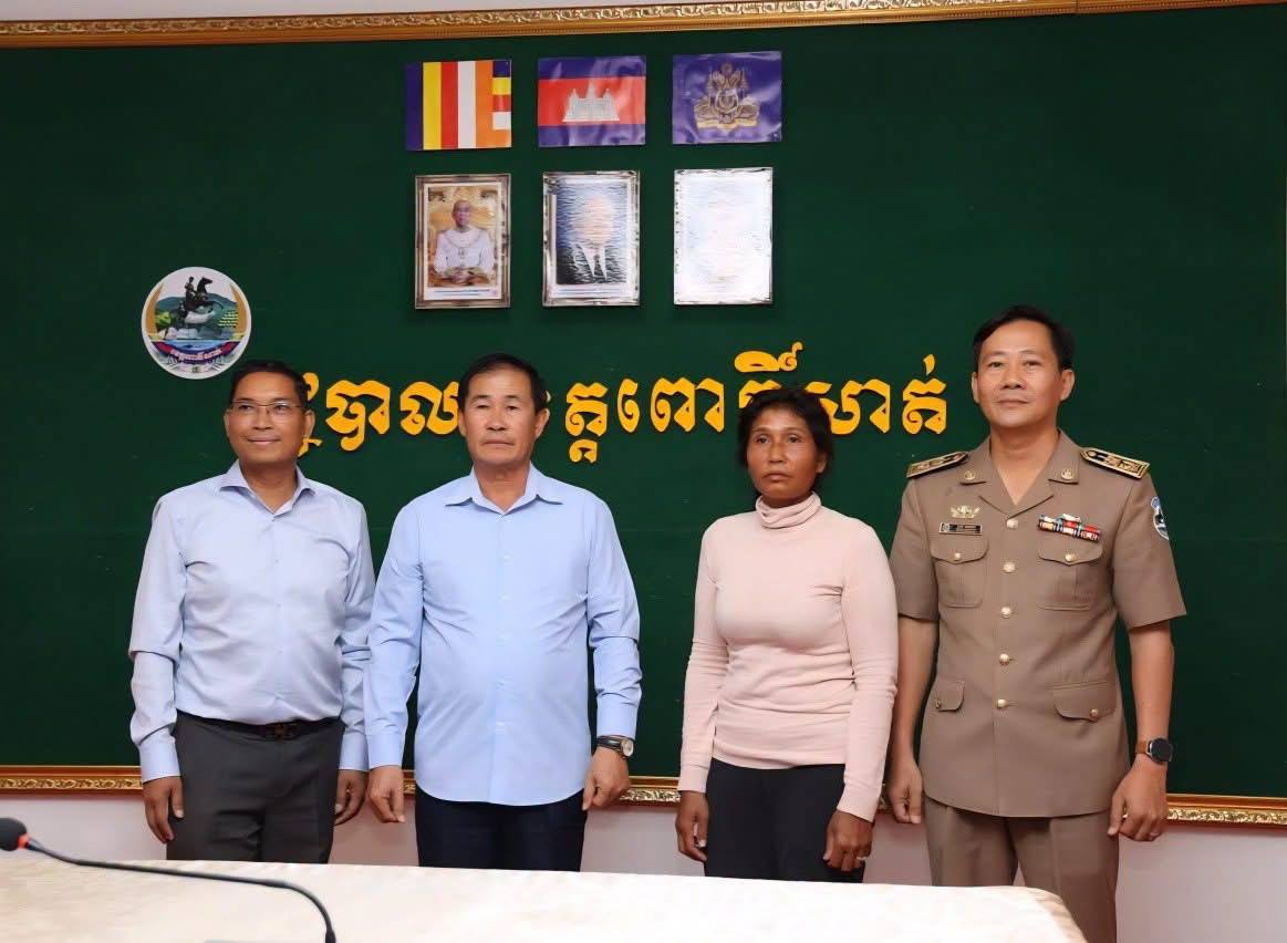 សម្ដេចធិបតីអរគុណស្រ្តីម្នាក់ដែលចូលខ្លួនដោះស្រាយរឿងកាន់កាប់ដីរដ្ឋនៅតំបន់អន្ទង់អាំង