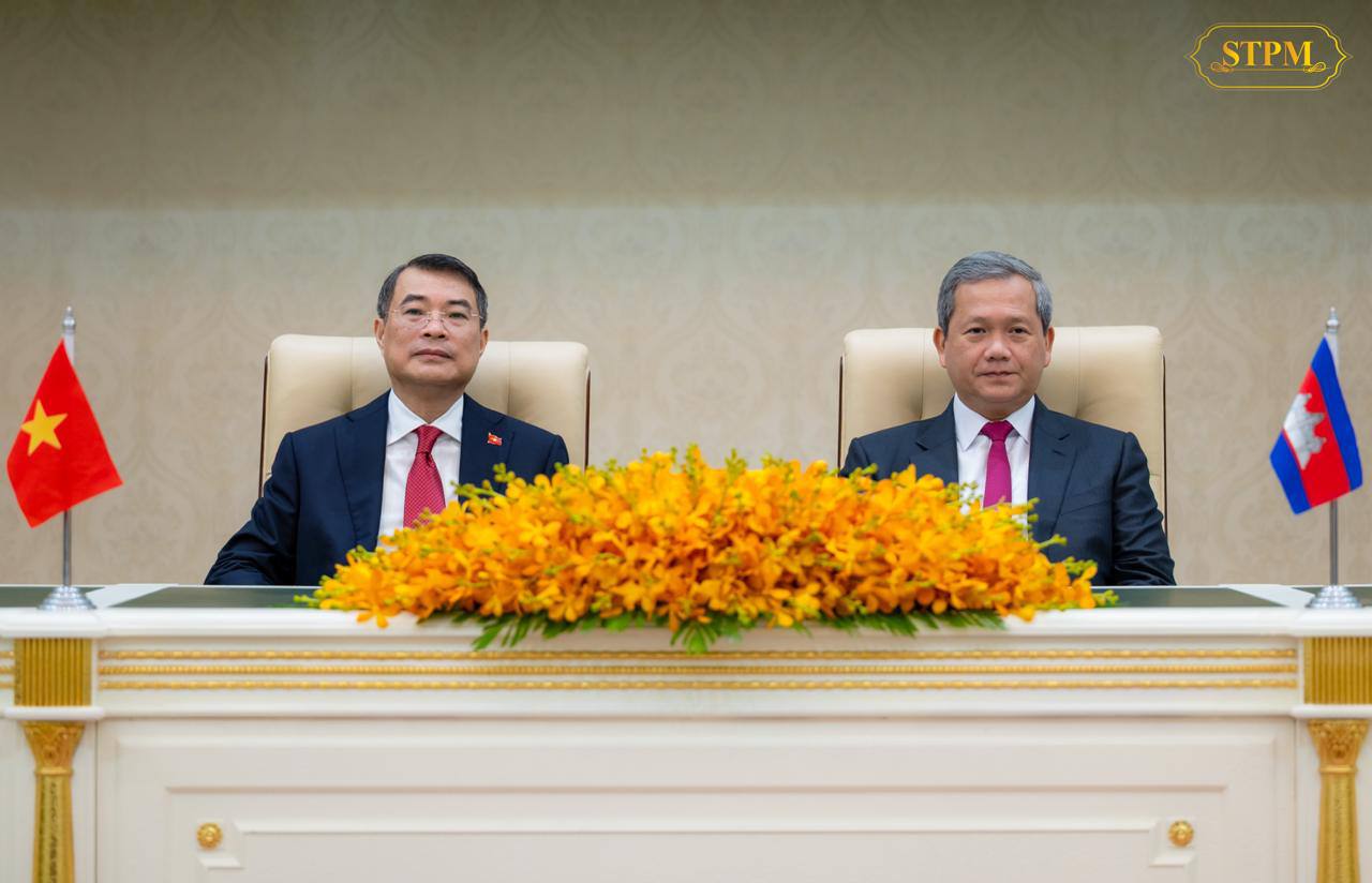 កម្ពុជា-វៀតណាម ចុះហត្ថលេខាលើឯកសារកិច្ចសហប្រតិបត្តិការសំខាន់ៗចំនួន ៦ ក្រោមអធិបតីភាពប្រមុខរដ្ឋាភិបាលទាំងពីរ