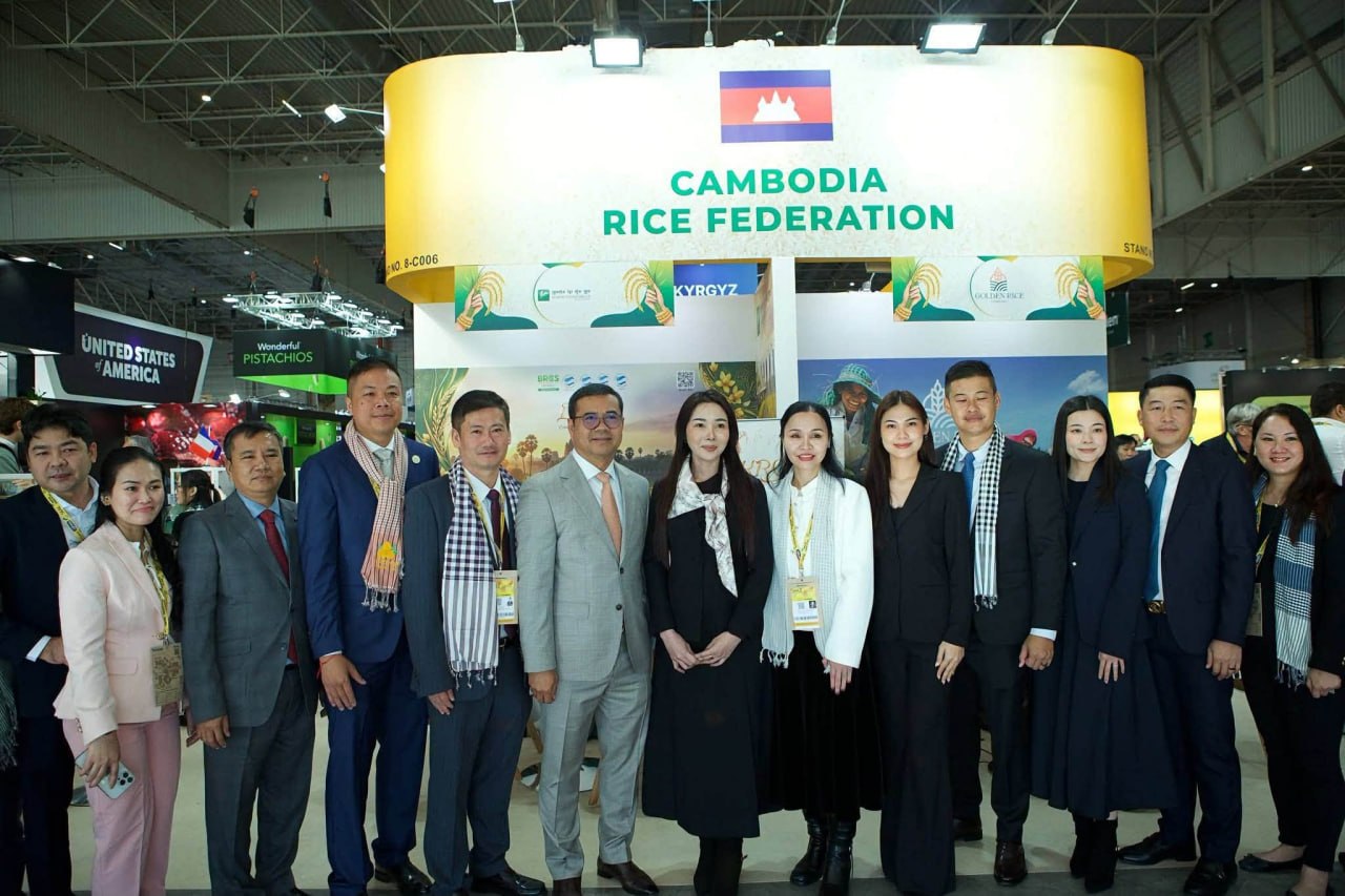 អង្ករ ស្វាយចន្ទី ម្រេច កាហ្វេ និងផលិតផលជាច្រើនទៀតរបស់ខ្មែរ បង្ហាញខ្លួនជាថ្មីក្នុងពិព័រណ៍ម្ហូបអាហារដ៏ធំនៅប៉ារីស