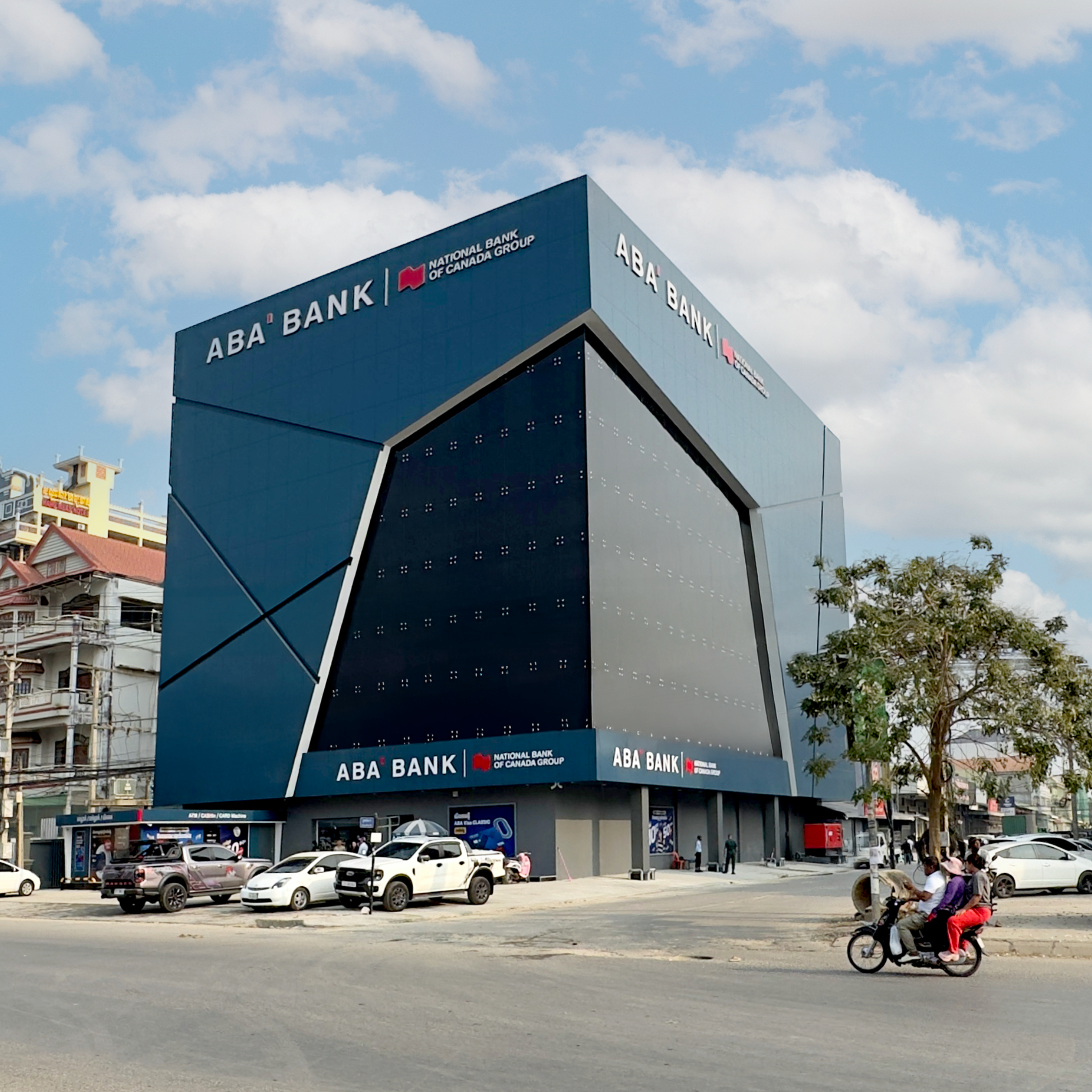 ធនាគារ​ ABA​ ​សាខា​ប៉ោយ​ប៉ែ​ត ប្តូរ​ទៅកាន់ទីតាំងថ្មីធំជាងមុន ងាយស្រួល ទំនើបជាងមុន ដើម្បីបំពេញតម្រូវការអតិថិជន