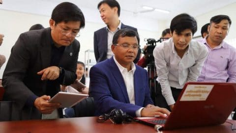 ហង់ ជួនណារ៉ុន