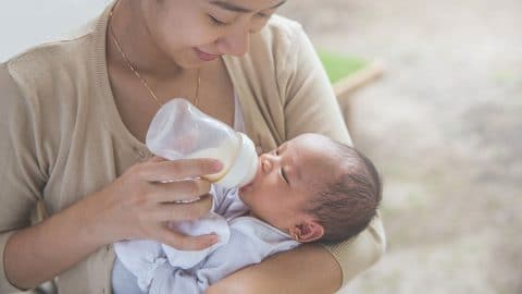 ទឹកដោះម្តាយ